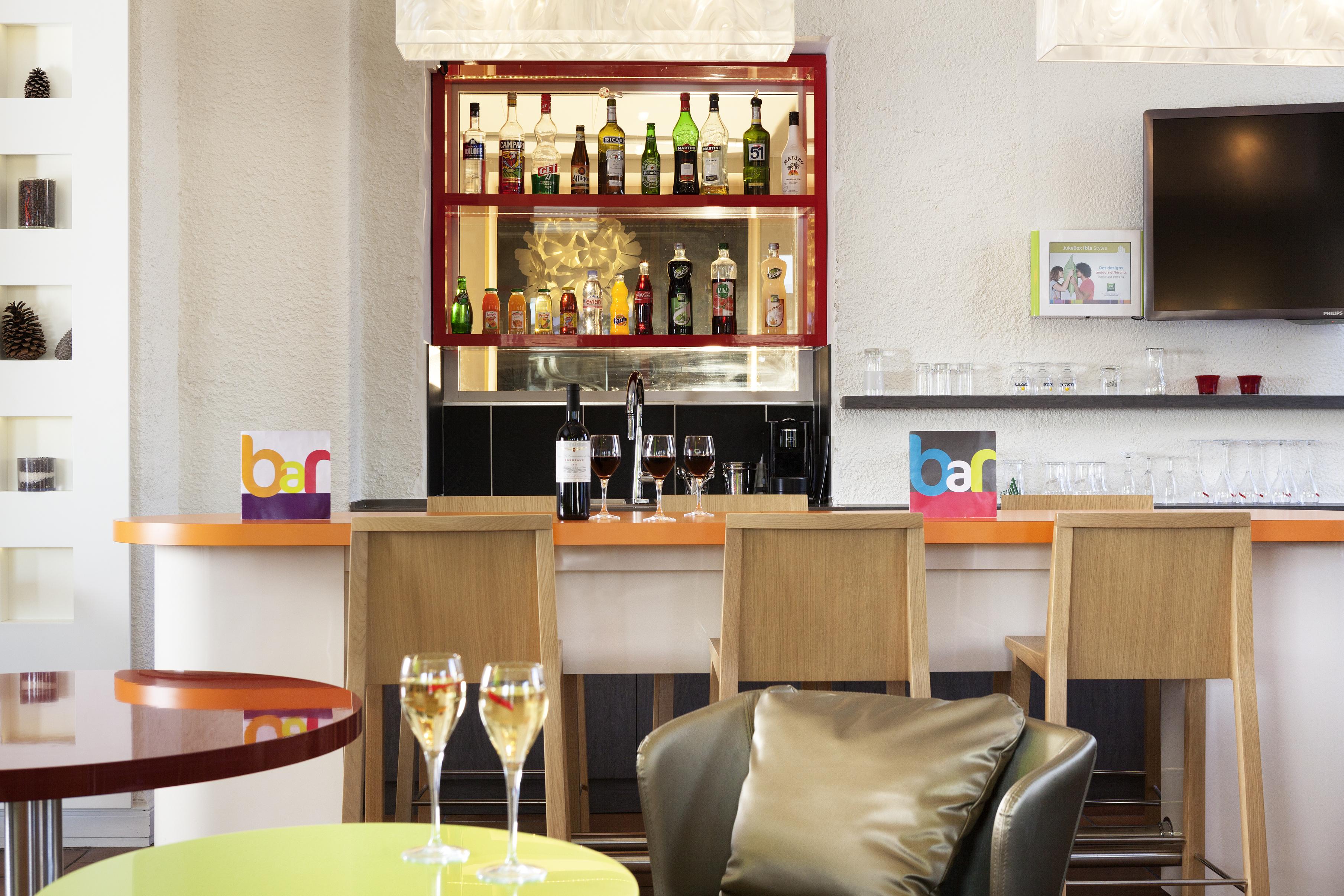 Ibis Styles Bayonne Hotel Exterior foto